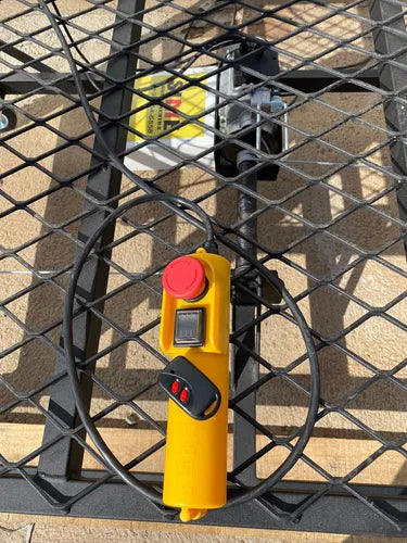 Andaime Elétrico 1000Kg / Controle com fio – 7 Metros de Altura